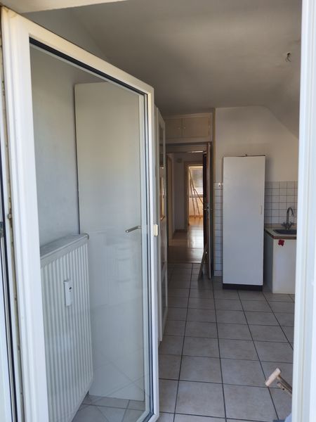 Top Lage nahe Frankfurt: 3-Zimmer-Wohnung inklusive Balkon und Garage